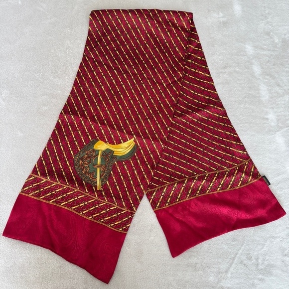 Kkusebo Scarf Equestrian Print Red Brown Gold Rectangle - Picture 1 of 5